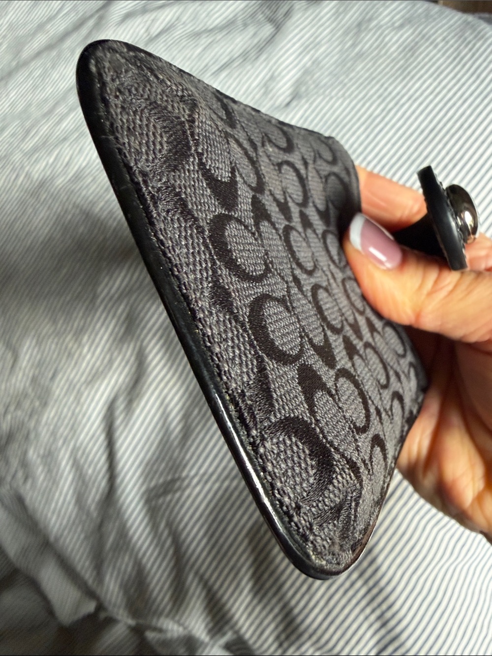 Coach Black Signature Canvas card NWOT - Picture 5 of 5